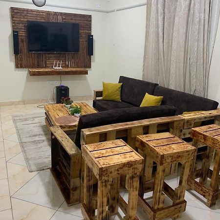 Kc Homes Tours &Travels Mombasa Exterior foto